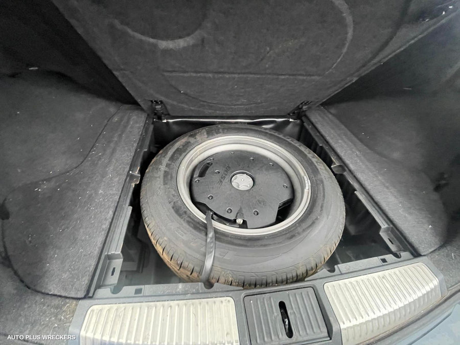 2012 Nissan Murano Right Front Door Window