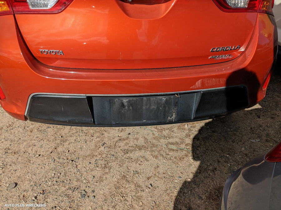 2013 Toyota Corolla Right Taillight