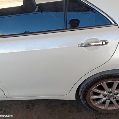 2010 Toyota Camry Rear Garnish