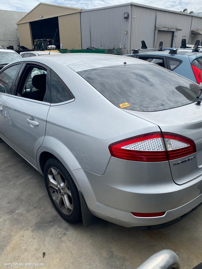 2010 Ford Mondeo Radio Cd Dvd Sat Tv