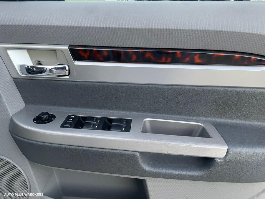 2009 Chrysler Sebring Left Taillight