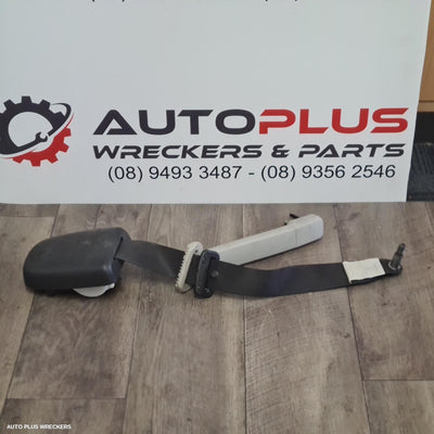 2018 TOYOTA HIACE SEATBELT STALK