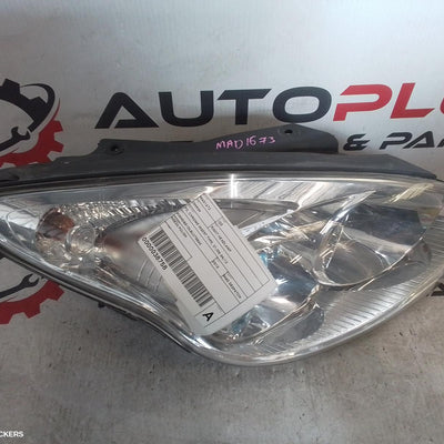 2008-2012 Hyundai I30 Right Headlamp