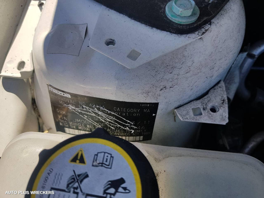 2011 Mazda 3 Left Front Door Window