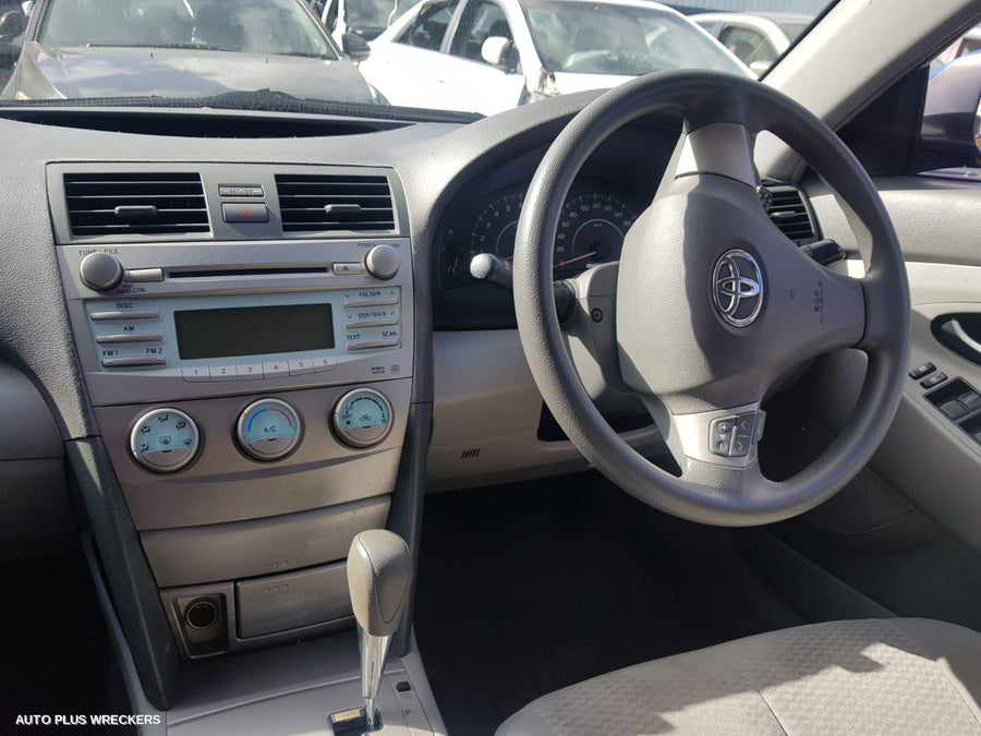 2006 Toyota Camry Door Handle