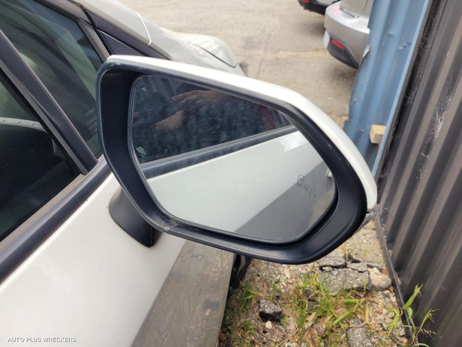 2020 Toyota Corolla Bonnet Lock Support