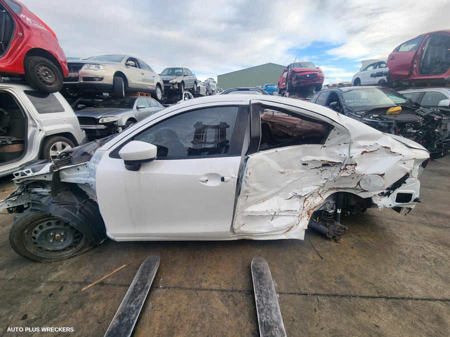 2017 Mazda 2 Right Door Mirror