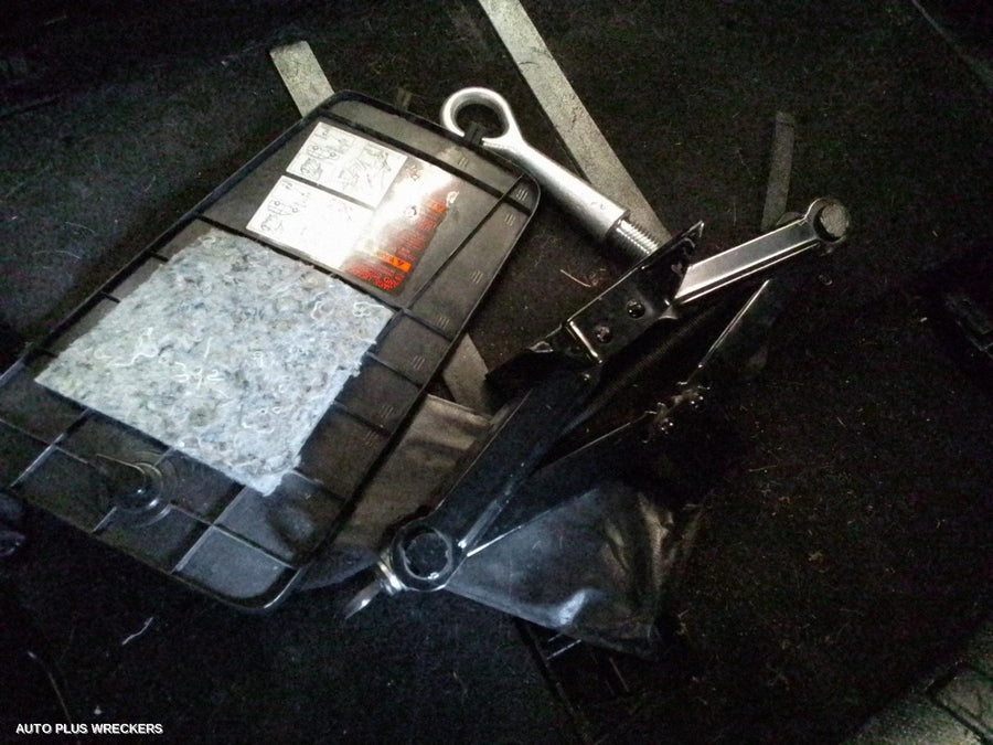 2006 Mitsubishi Outlander Bootlid Tailgate