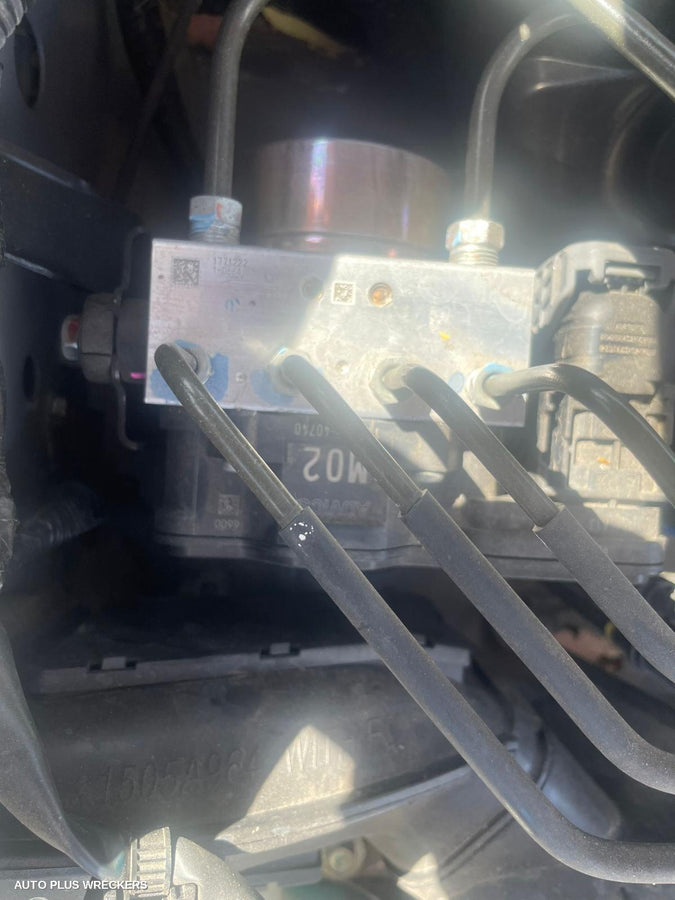 2017 Mitsubishi Triton Heater Fan Motor