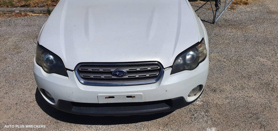 2004 Subaru Outback Left Guard