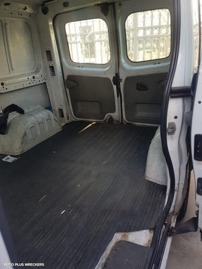 2006 Renault Trafic Right Front Door