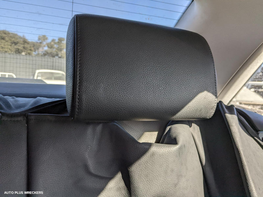 2006 Audi A4 Left Rear Door Sliding