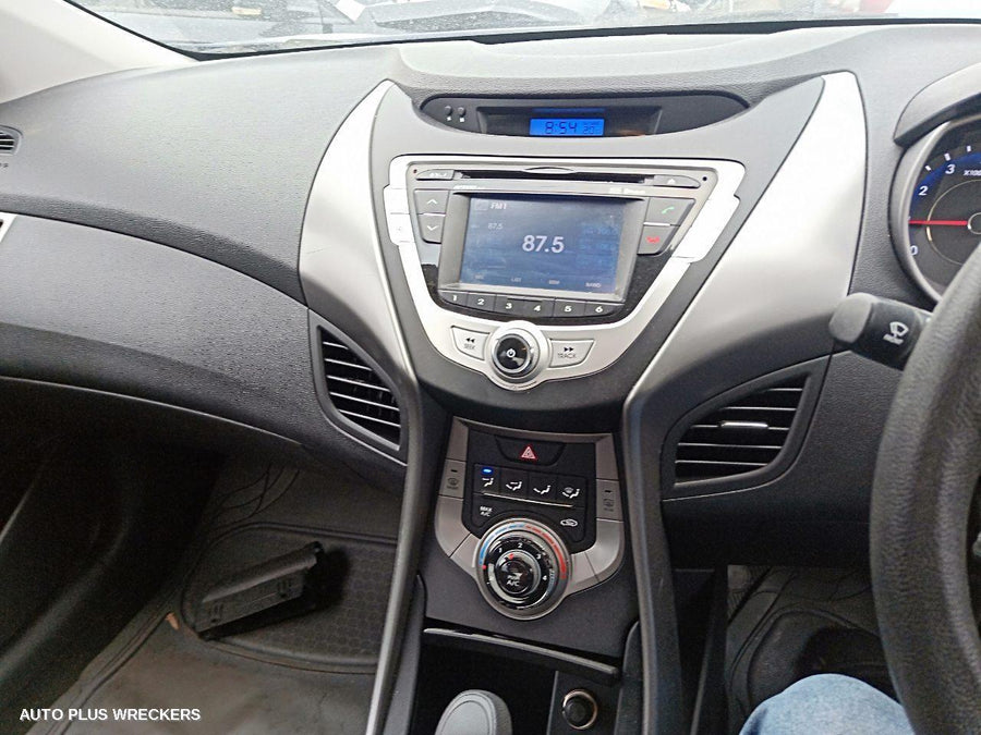 2012 Hyundai Elantra Right Rear Door Sliding