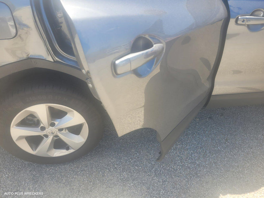 2020 Nissan Qashqai Left Front Lower Control Arm