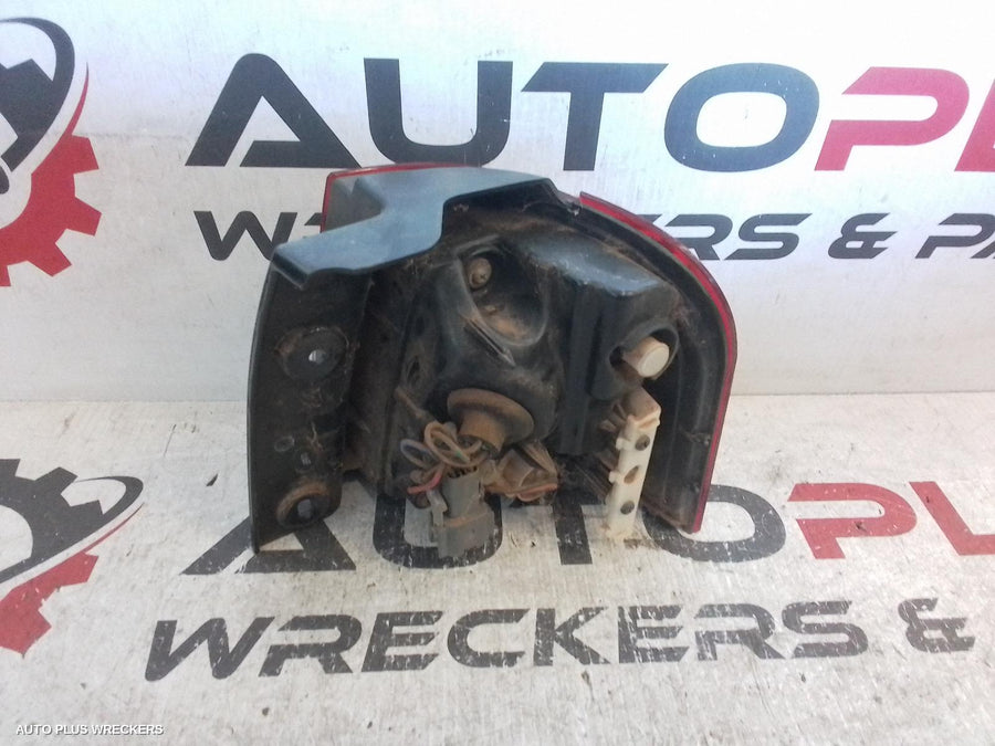 2008-2012 Ford Escape Left Taillight