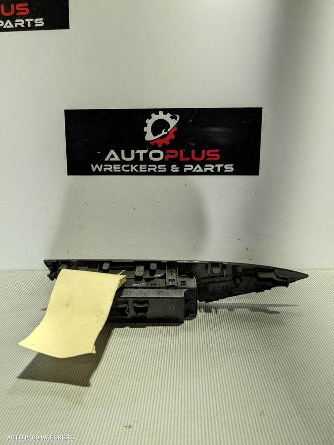 2016 Nissan Qashqai Pwr Dr Wind Switch