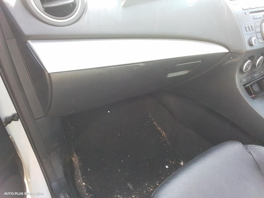 2013 Mazda 3 Roof Glass Sunroof T