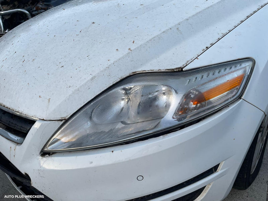 2014 Ford Mondeo Air Cleaner Box