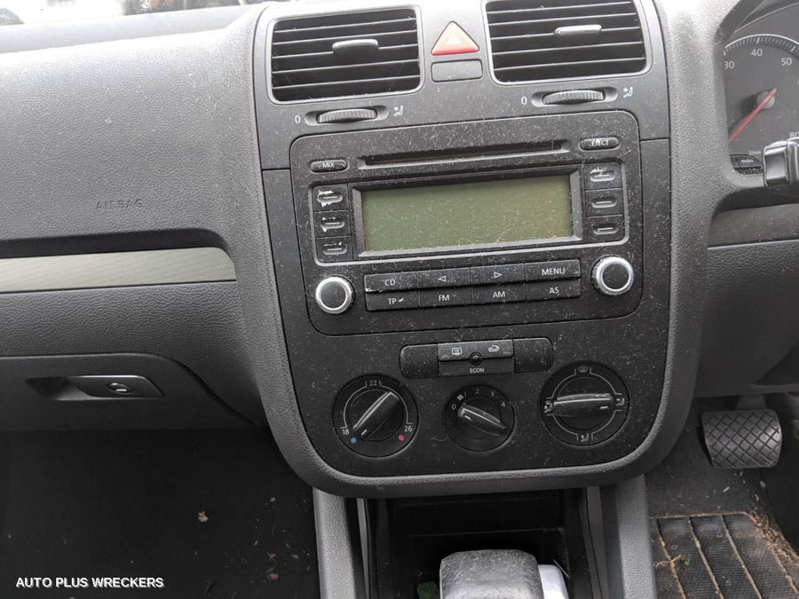 2004 Volkswagen Golf Rear Garnish