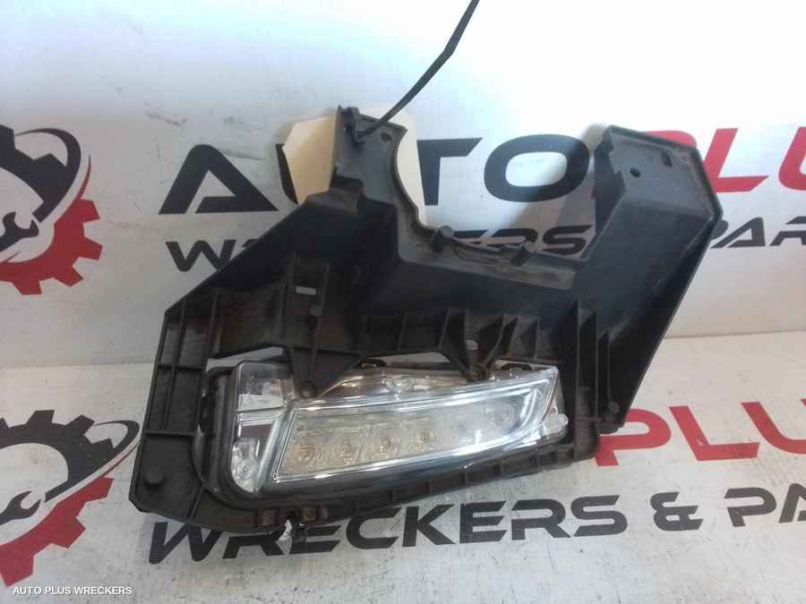 2017 Suzuki Vitara Right Indicator Fog Side