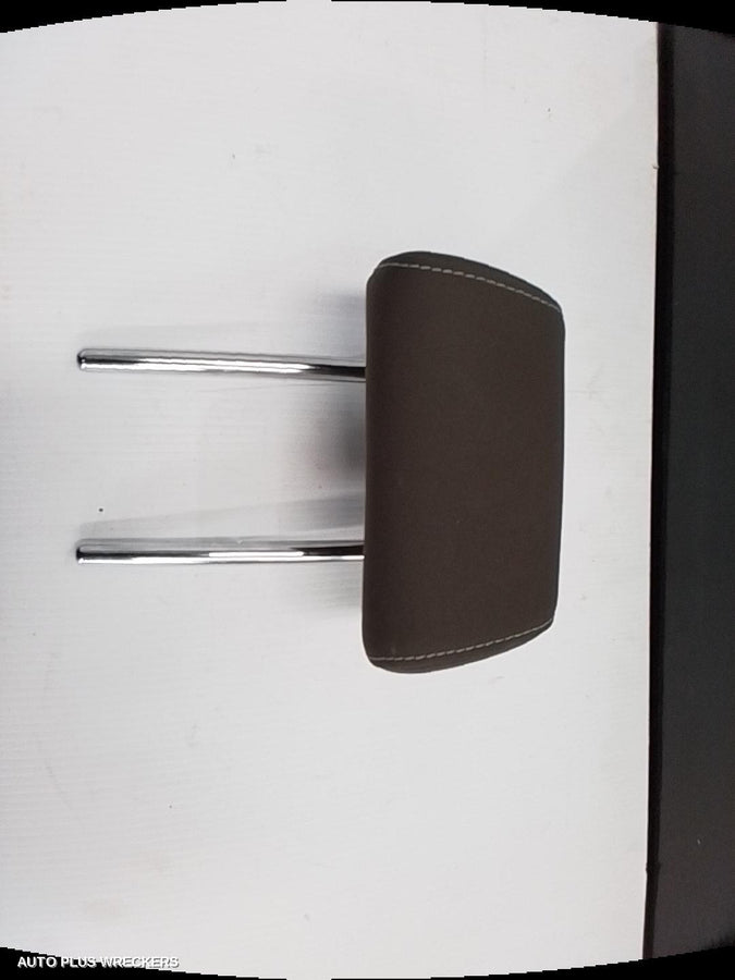 2019-2026 Mazda 2 Headrest