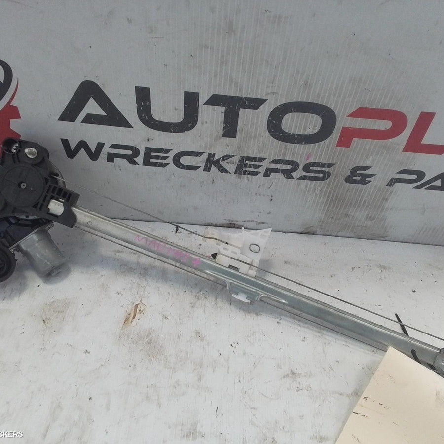2019-2026 Mazda 3 Left Rear Wnd Reg Motor