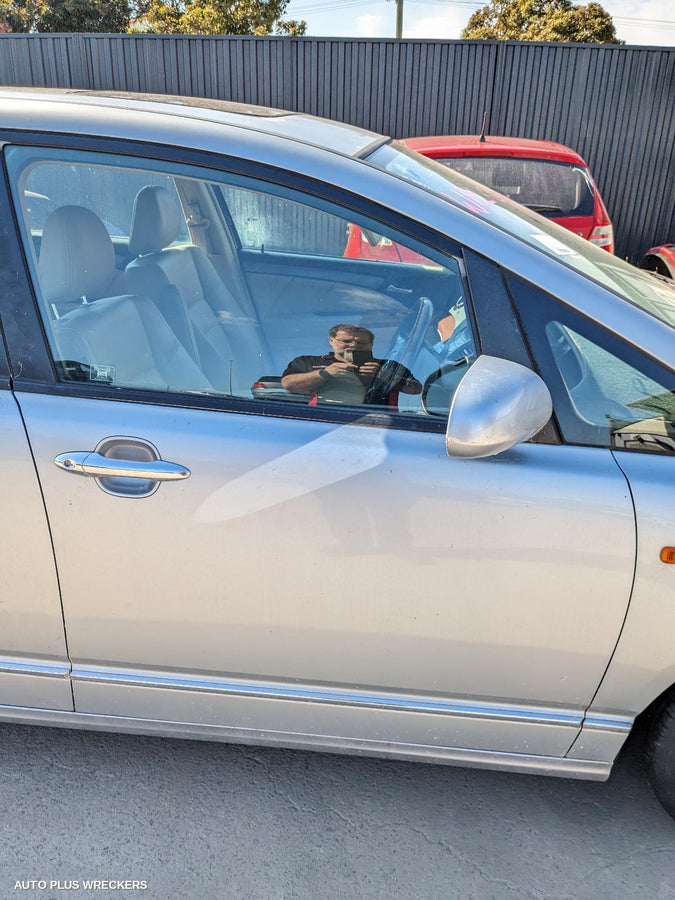 2005 Honda Odyssey Left Taillight