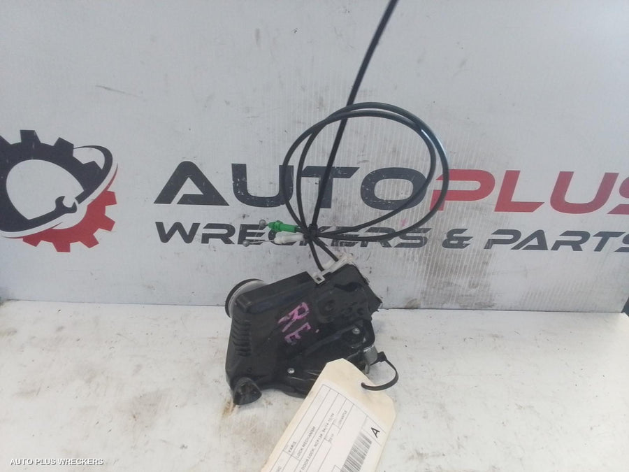 2018 Toyota Yaris Door Boot Gate Lock