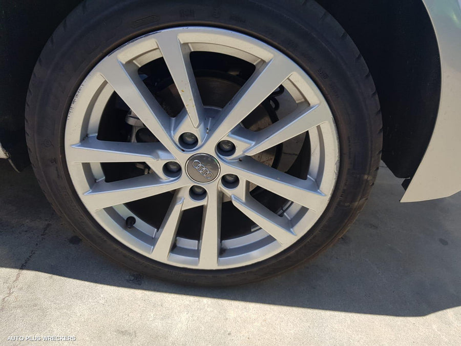 2017 Audi A3 Left Rear Door Sliding