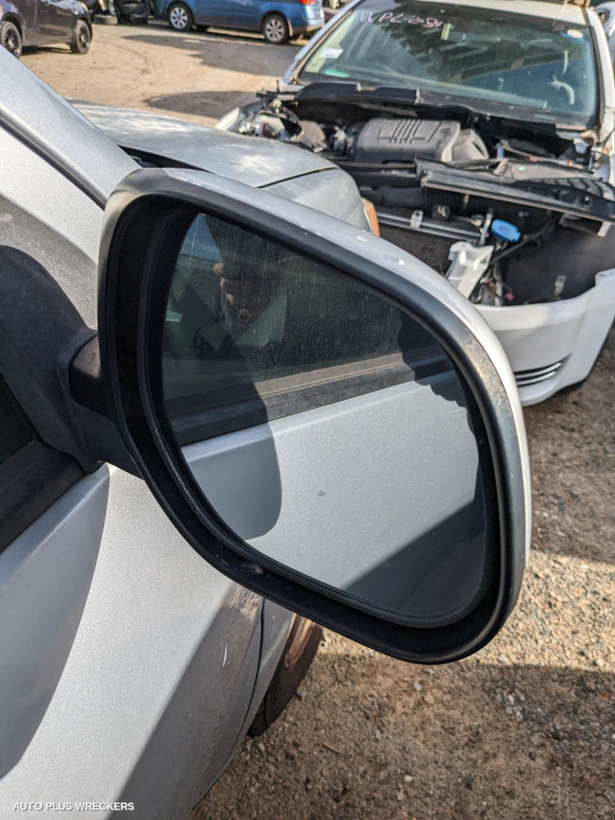 2008 MITSUBISHI OUTLANDER SUNVISOR