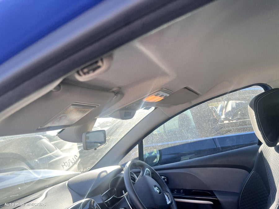 2015 Renault Clio Right Indicator Fog Side