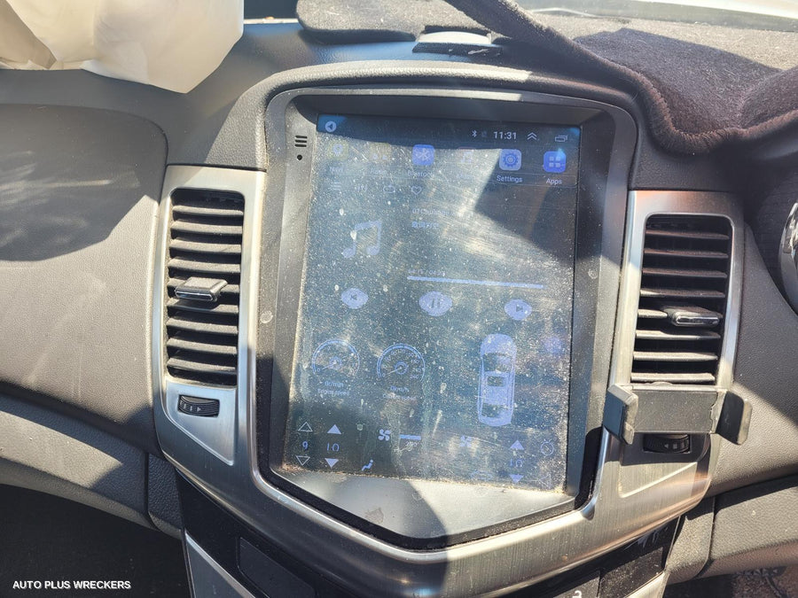 2013 Holden Cruze Right Rear Door Sliding