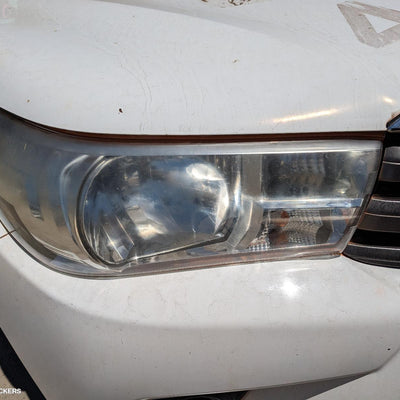 2017 Toyota Hilux Clock