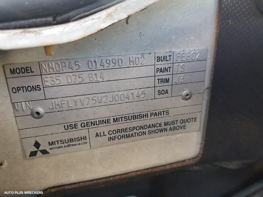 2002 Mitsubishi Pajero Left Door Mirror