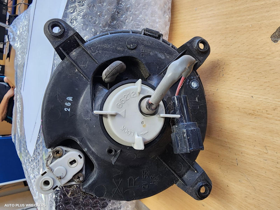 2002-2005 Subaru Impreza Right Indicator Fog Side