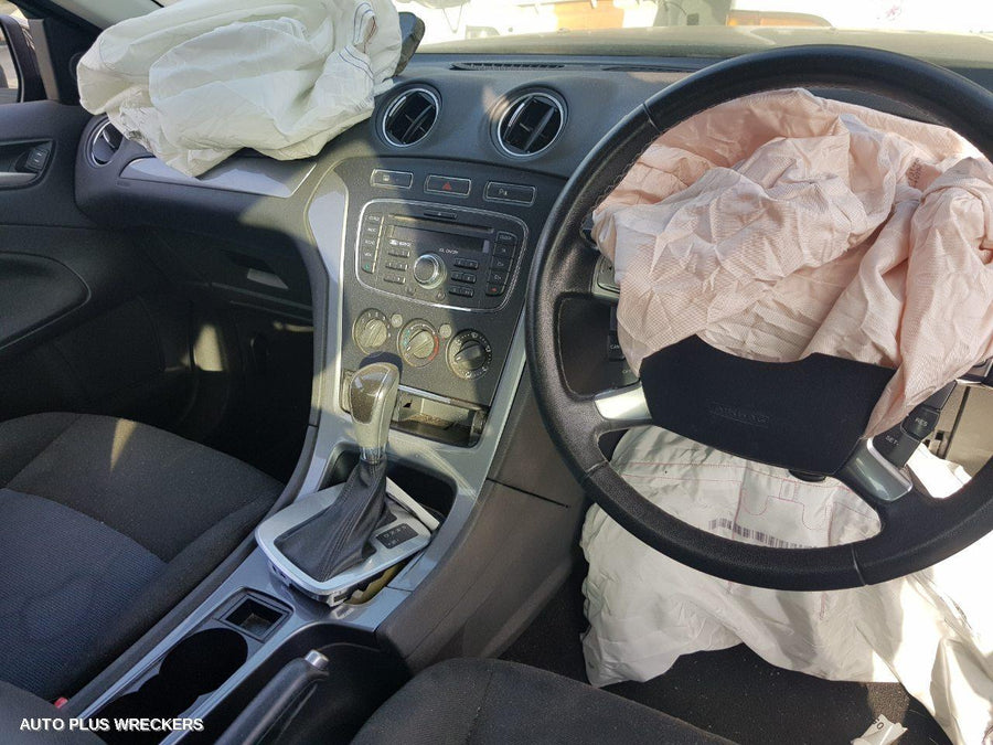 2013 Ford Mondeo Parcel Shelf