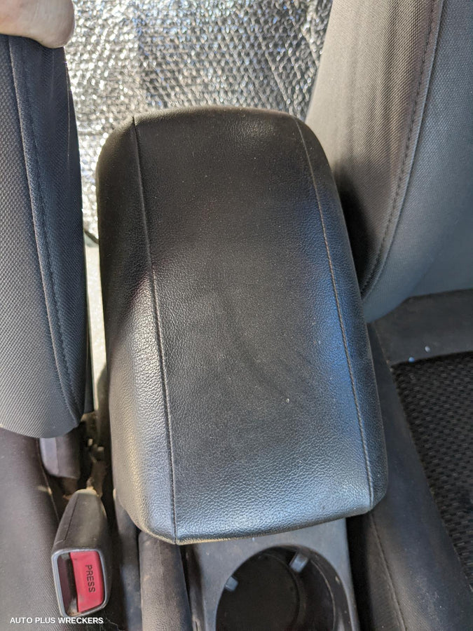 2011 Hyundai I30 Right Front Door Window