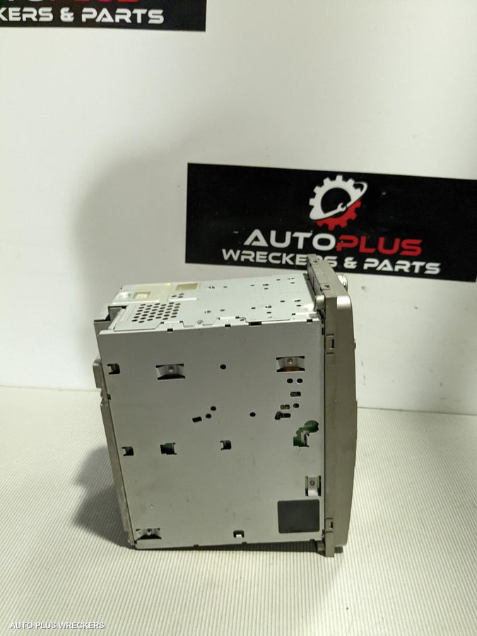 2011 Toyota Camry Radio Cd Dvd Sat Tv