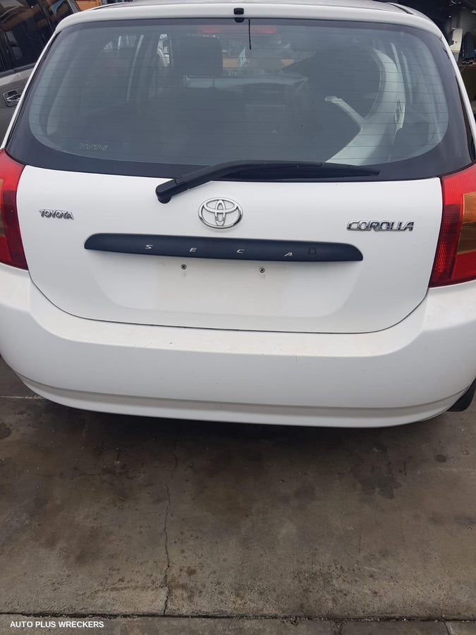 2002 Toyota Corolla Left Taillight