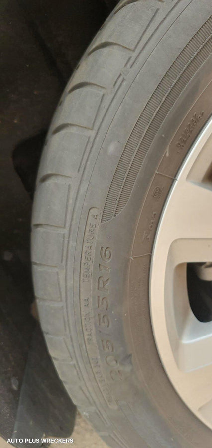 2015 Volkswagen Golf Right Door Mirror