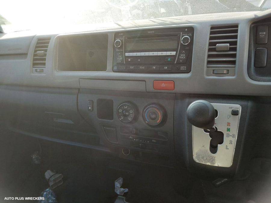 2011 Toyota Hiace Trans Gearbox