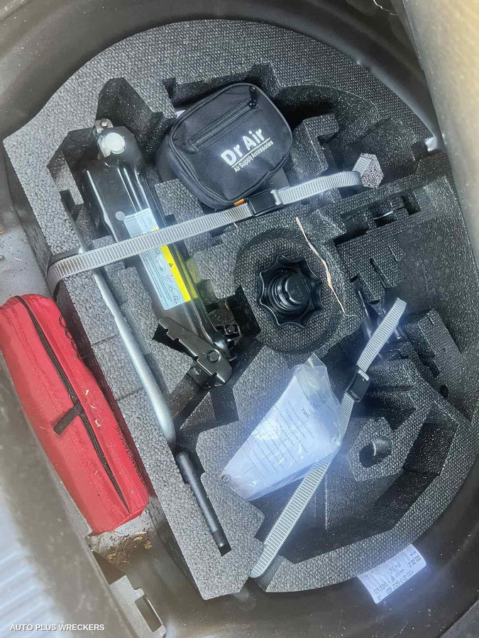 2011 Audi A3 Left Rear Door Sliding