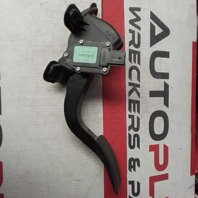 2007-2015 Mazda Cx9 Pedal Assembly