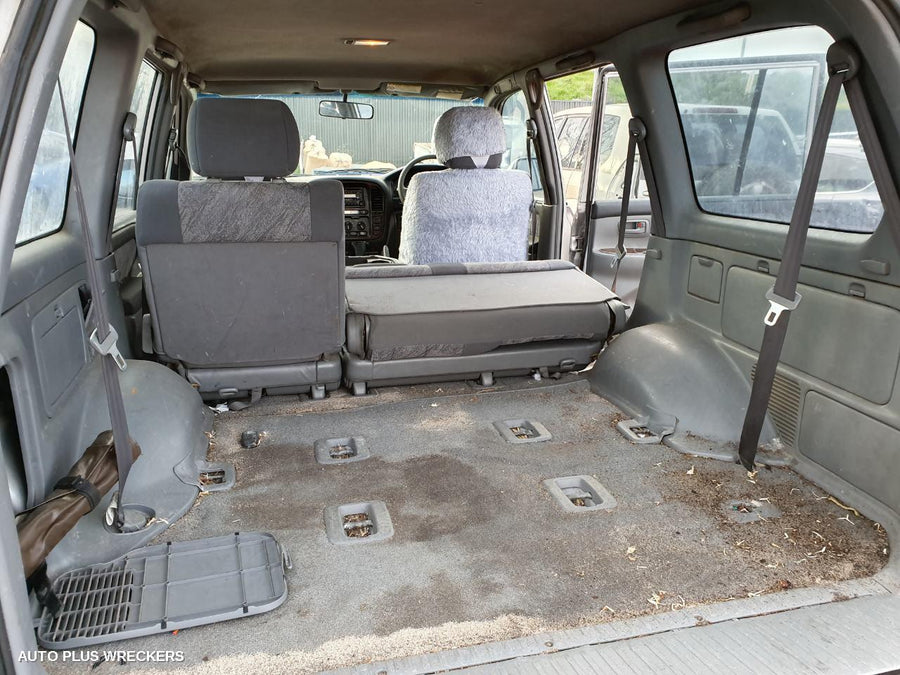 2001 TOYOTA LANDCRUISER ASHTRAY