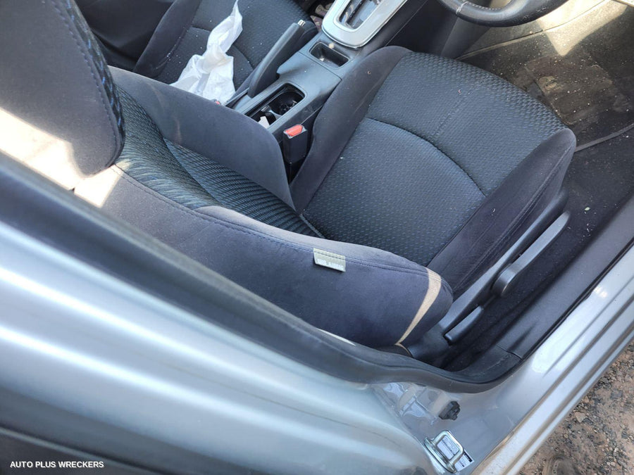 2015 Nissan Pulsar Left Door Mirror