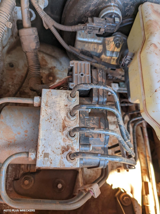 2019 Toyota Hilux Caliper