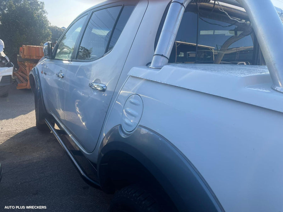 2008 Mitsubishi Triton Door Boot Gate Lock