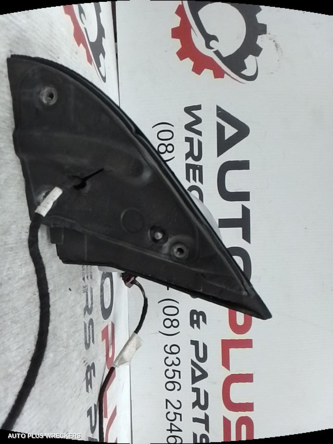 2006-2011 Volkswagen Jetta Right Door Mirror