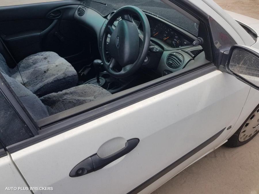2003 Ford Focus Left Front Door