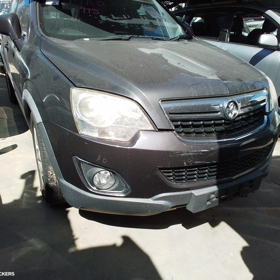 2014 Holden Captiva Left Front Door Window